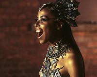 Queen of the Damned - 8 x 10 Color Photo #7