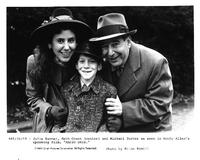 Radio Days - 8 x 10 B&W Photo #1