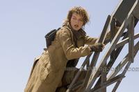 Resident Evil: Extinction - 8 x 10 Color Photo #4