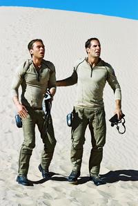Roswell - 8 x 10 Color Photo #6
