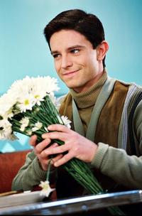 Roswell - 8 x 10 Color Photo #9