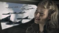 Sky Captain and the World of Tomorrow - 8 x 10 Color Photo #17