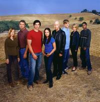 Smallville (TV) - 8 x 10 Color Photo #026