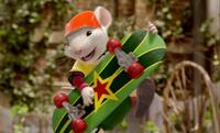 Stuart Little 2 - 8 x 10 Color Photo #1