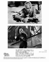 Tank Girl - 8 x 10 B&W Photo #4