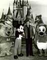 The Mike Douglas Show - 8 x 10 B&W Photo #79