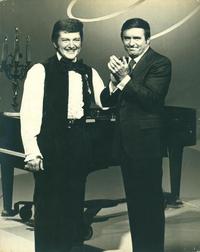 The Mike Douglas Show - 8 x 10 B&W Photo #76