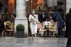 The Tourist - 8 x 10 Color Photo #9