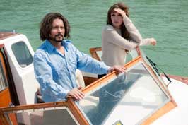 The Tourist - 8 x 10 Color Photo #14