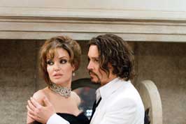 The Tourist - 8 x 10 Color Photo #15