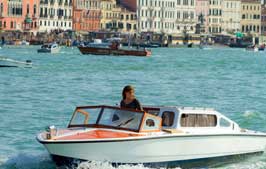 The Tourist - 8 x 10 Color Photo #16