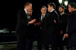 The Tourist - 8 x 10 Color Photo #21