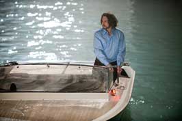 The Tourist - 8 x 10 Color Photo #30