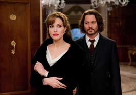 The Tourist - 8 x 10 Color Photo #35