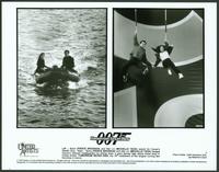 Tomorrow Never Dies - 8 x 10 B&W Photo #9
