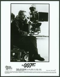 Tomorrow Never Dies - 8 x 10 B&W Photo #15