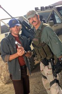 Tremors (TV) - 8 x 10 Color Photo #012