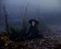 Trick 'r Treat - 8 x 10 Color Photo #21