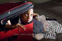Unaccompanied Minors - 8 x 10 Color Photo #18