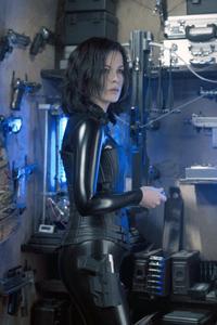Underworld: Evolution - 8 x 10 Color Photo #3