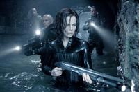 Underworld: Evolution - 8 x 10 Color Photo #22