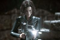 Underworld: Evolution - 8 x 10 Color Photo #23
