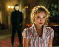 V for Vendetta - 8 x 10 Color Photo #19