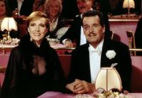 Victor/Victoria - 8 x 10 Color Photo #5