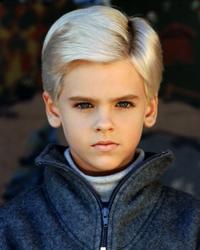 Village of the Damned - 8 x 10 Color Photo #4