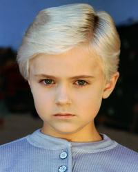 Village of the Damned - 8 x 10 Color Photo #8