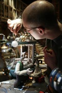 Wallace & Gromit: The Curse of the Were-Rabbit - 8 x 10 Color Photo #5