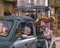 Wallace & Gromit: The Curse of the Were-Rabbit - 8 x 10 Color Photo #10