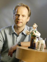 Wallace & Gromit: The Curse of the Were-Rabbit - 8 x 10 Color Photo #21