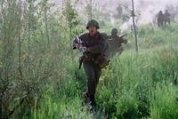 We Were Soldiers - 8 x 10 Color Photo #4