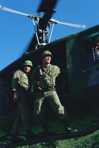 We Were Soldiers - 8 x 10 Color Photo #20