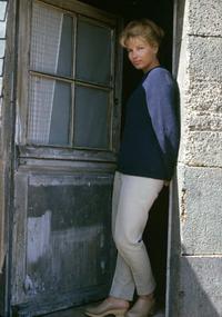Raquel Welch - 8 x 10 Color Photo #1