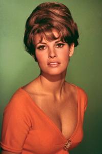 Raquel Welch - 8 x 10 Color Photo #4