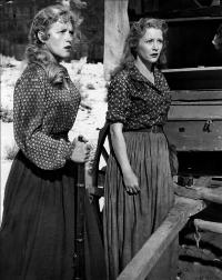 Westward the Women - 8 x 10 B&W Photo #3
